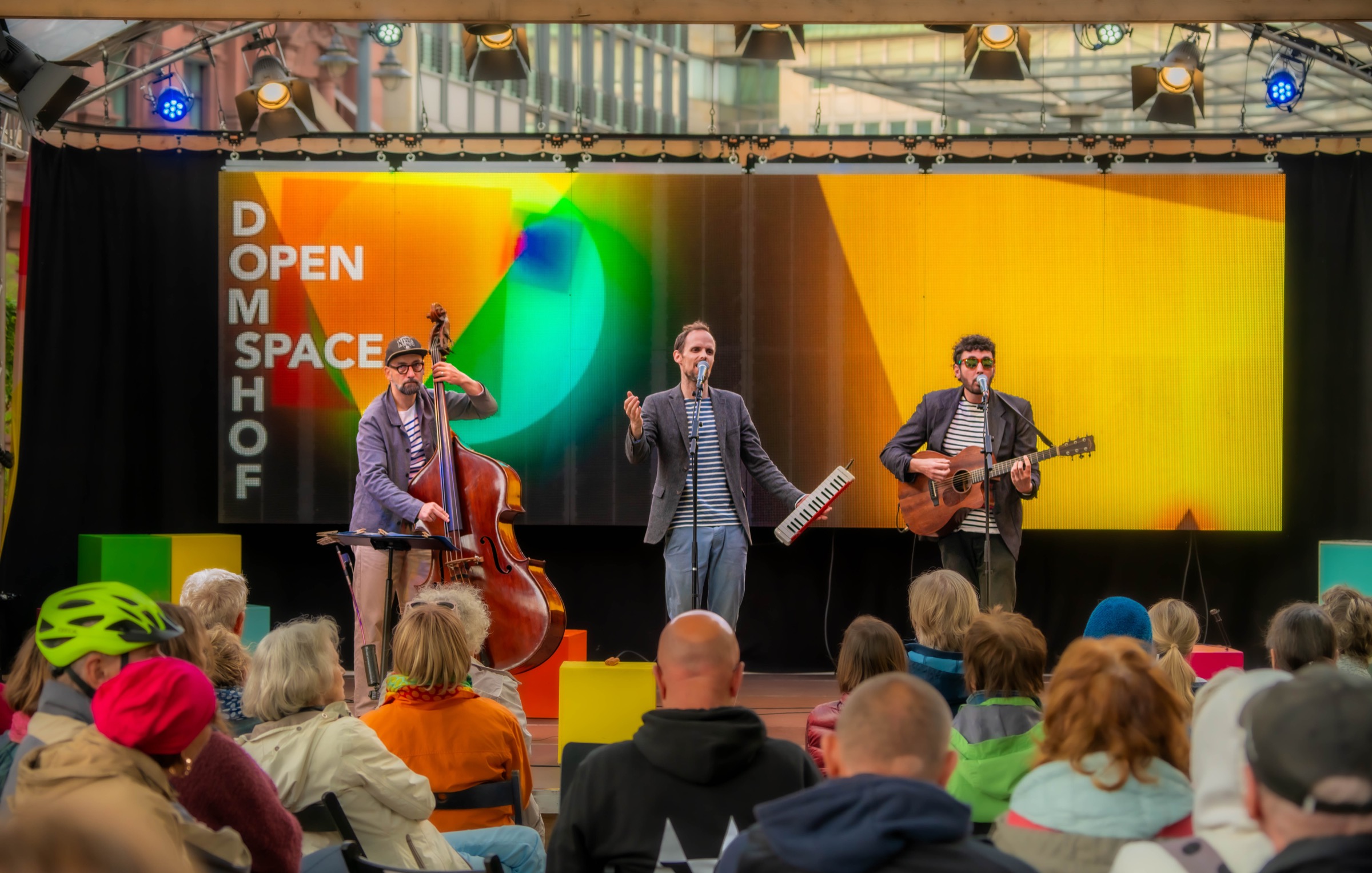 Les Saperlipopettes live vor Publikum